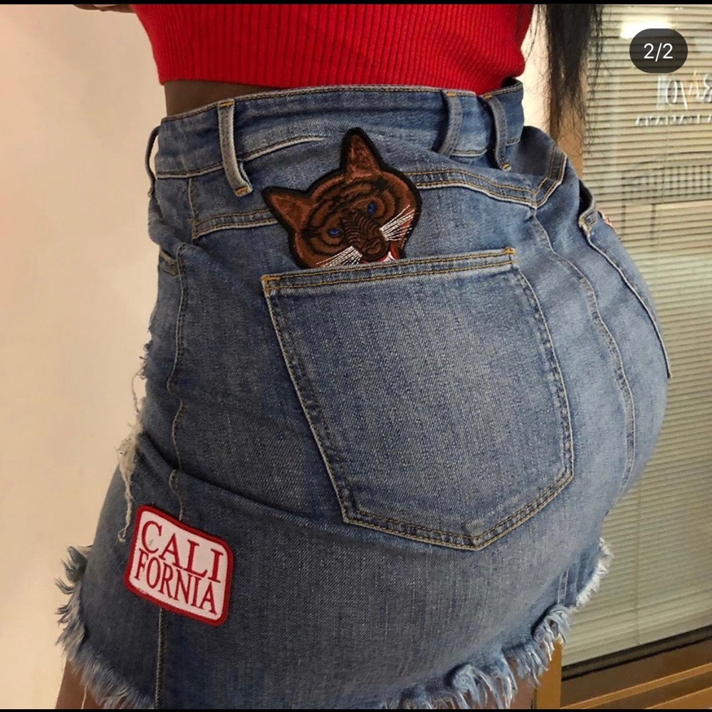 Guess skirt